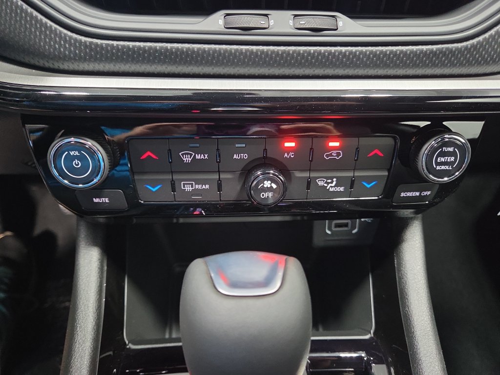 New 2026 Jeep Compass Trailhawk AWD/4WD image 27