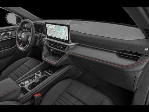 Used 2025 Ford Explorer ST-Line w/ ST-Line Street Pack AWD/4WD image 35