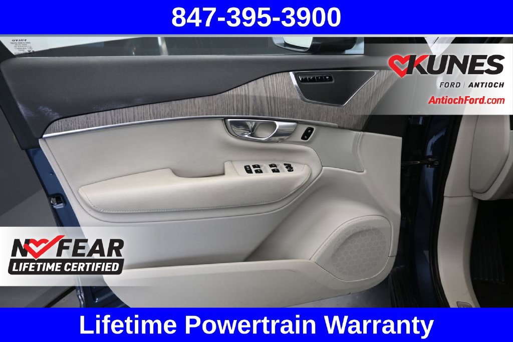 Used 2023 Volvo XC90 B6 Plus AWD/4WD image 18