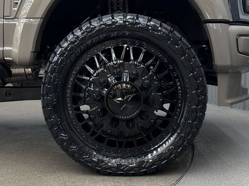 Used 2026 Ford F450 Platinum w/ Platinum Plus Package AWD/4WD image 9