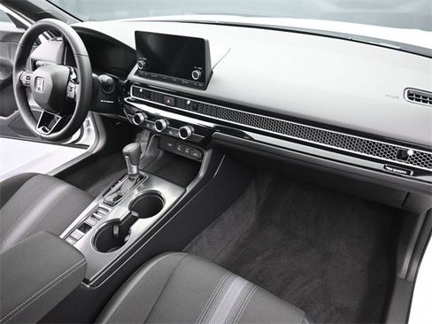 Used 2026 Honda Civic Sport image 40