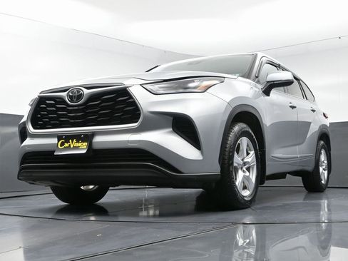 Used 2021 Toyota Highlander L image 53