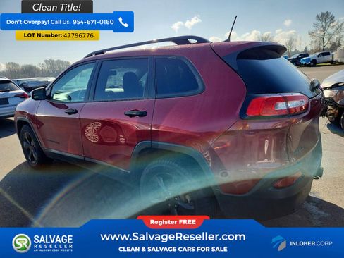 Used 2017 Jeep Cherokee Sport AWD/4WD image 3