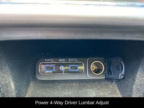 Used 2019 Jeep Grand Cherokee Laredo image 30