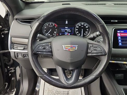 Used 2019 Cadillac XT4 Sport w/ Cold Weather Package image 13