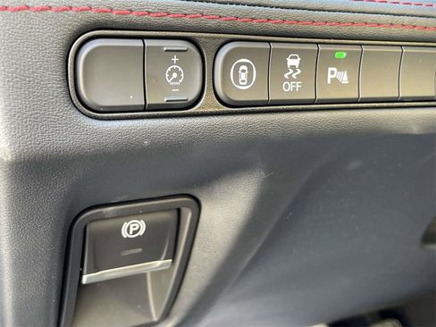 Used 2023 Acura MDX A-Spec image 31