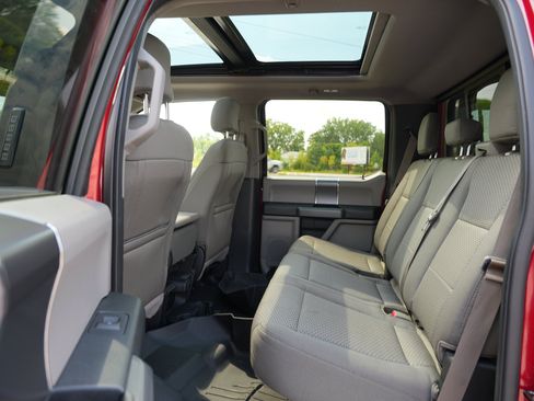 Used 2016 Ford F150 XLT w/ Equipment Group 302A Luxury AWD/4WD image 20