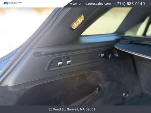 Used 2017 Mercedes-Benz GLC 43 AMG GLC 43 4MATIC Sport Utility 4D image 21