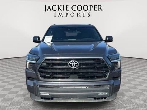 Used 2025 Toyota Sequoia SR5 AWD/4WD image 8