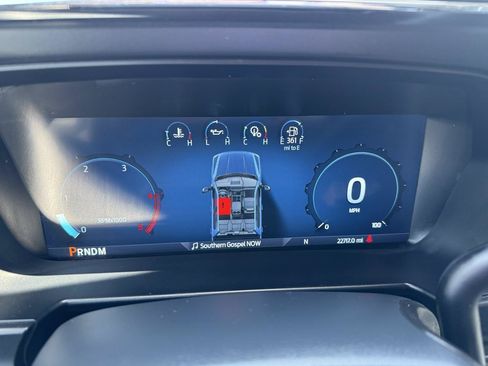 Used 2025 Ford F250 Lariat AWD/4WD image 28
