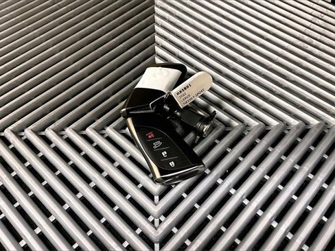 Used 2022 Lexus NX 350 F Sport w/ Towing Package (2000 Lbs) image 9