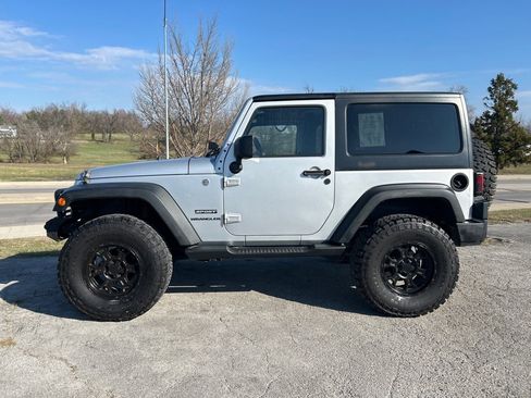 Used 2012 Jeep Wrangler Sport image 5