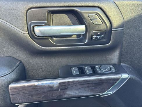 Used 2022 Chevrolet Silverado 3500 LTZ w/ LTZ Plus Package image 13