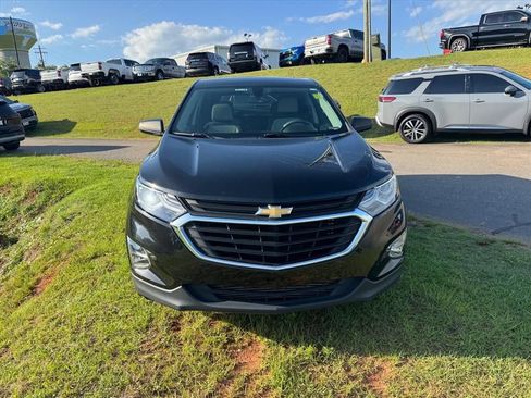 Used 2019 Chevrolet Equinox LS w/ LS Convenience Package FWD image 10