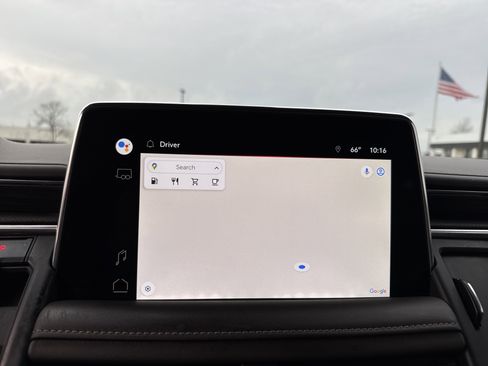 Used 2022 GMC Yukon SLT w/ SLT Premium Package image 24