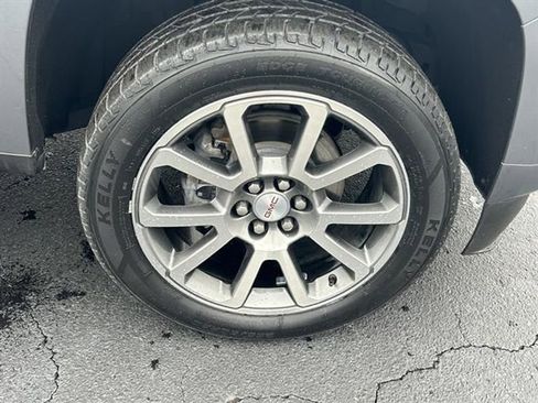 Used 2022 GMC Canyon Denali image 35