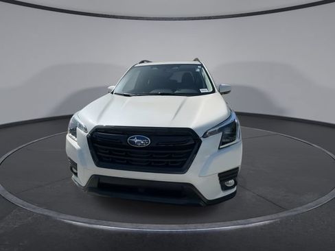 Certified 2023 Subaru Forester Premium AWD/4WD image 3