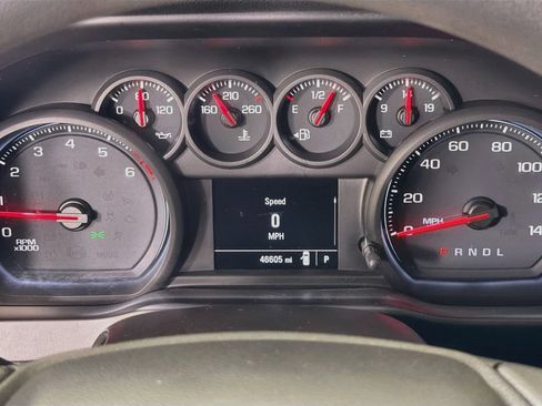 Used 2019 Chevrolet Silverado 1500 Custom w/ Custom Convenience Package RWD image 16