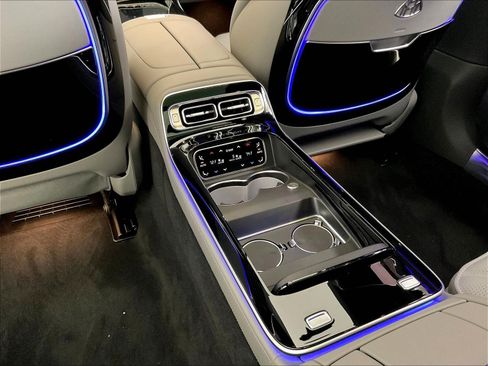 Certified 2026 Mercedes-Benz Maybach S 680 4MATIC image 10