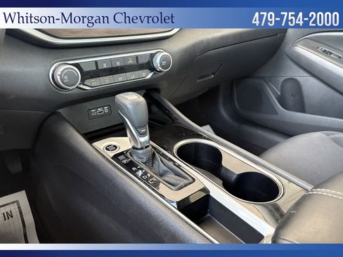 Used 2024 Nissan Altima 2.5 SV FWD image 25