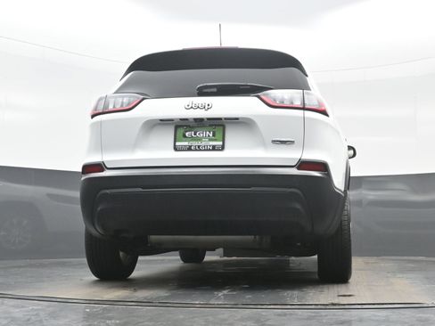 Used 2019 Jeep Cherokee Latitude w/ Cold Weather Group image 27