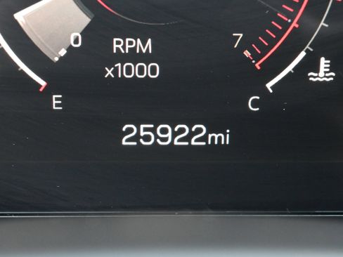 Used 2025 GMC Yukon Denali image 27