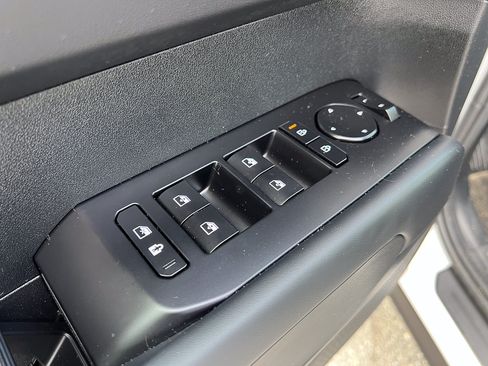 Used 2027 Kia Telluride S w/ Towing Package FWD image 20