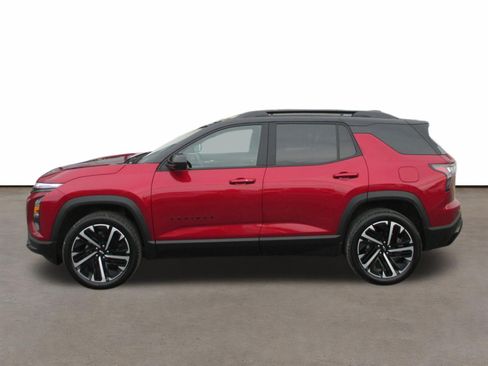Used 2026 Chevrolet Equinox RS w/ Convenience Package III AWD/4WD image 2