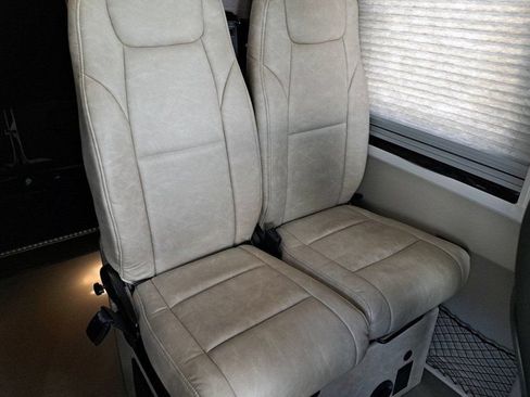 Used 2023 Mercedes-Benz Sprinter 2500 image 16