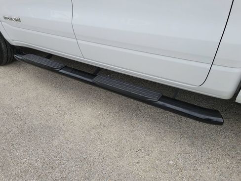 Used 2023 RAM 1500 Laramie RWD image 7