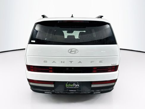 Used 2025 Hyundai Santa Fe Limited FWD image 7