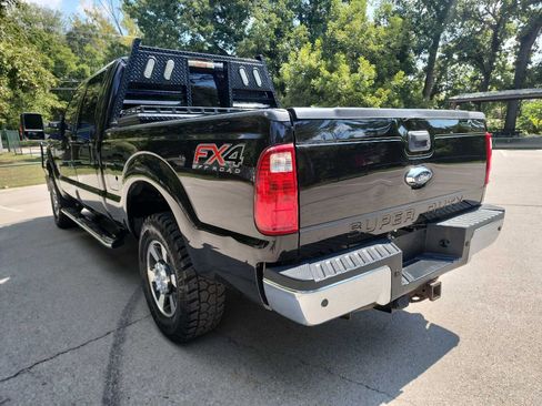 Used 2014 Ford F250 Lariat w/ Lariat Interior Package image 5