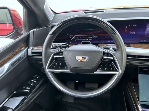 Used 2025 Cadillac Escalade Sport Platinum image 15