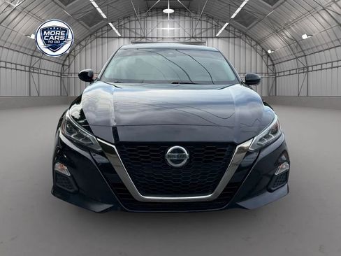 Used 2021 Nissan Altima 2.5 SR FWD image 9