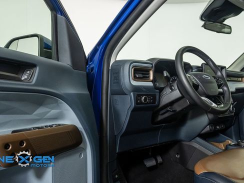 Used 2023 Ford Maverick Lariat image 10