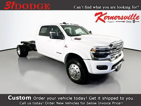 New 2026 RAM 4500 4x4 Crew Cab DRW w/ Laramie Trim Package image 1