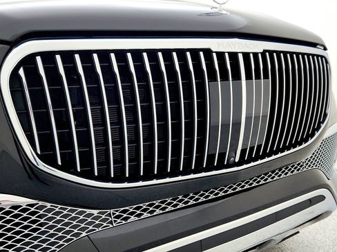 Certified 2021 Mercedes-Benz Maybach GLS 600 4MATIC image 31