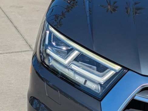 Used 2020 Audi Q5 2.0T Premium Plus w/ Premium Plus Package image 7