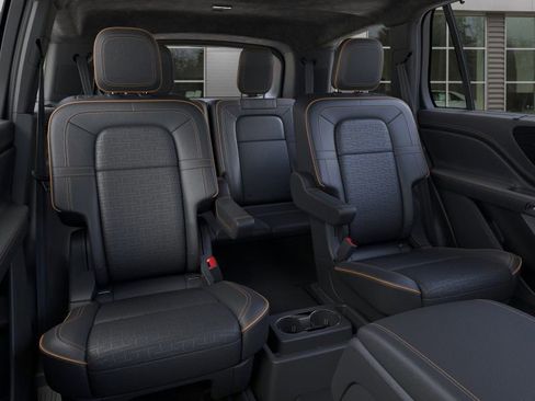 New 2025 Lincoln Aviator Black Label image 11