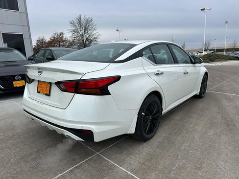 New 2025 Nissan Altima 2.5 SV w/ SV Special Edition Package image 3