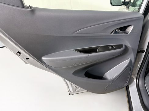 Used 2020 Chevrolet Bolt LT FWD image 25