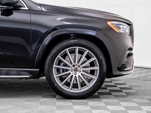 New 2026 Mercedes-Benz GLS 580 4MATIC image 38
