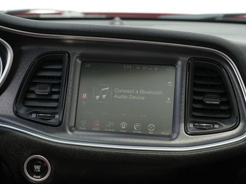 Used 2015 Dodge Challenger R/T Plus image 30