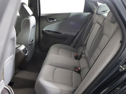 Used 2021 Chevrolet Malibu LT image 27