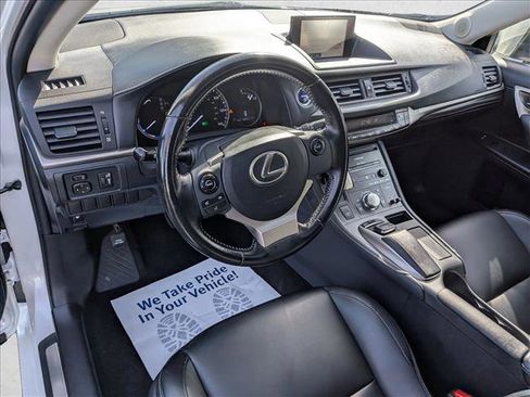 Used 2016 Lexus CT 200h w/ Navigation Package image 11