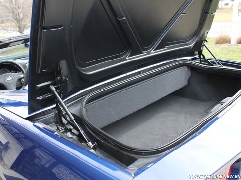 Used 2007 Chevrolet Corvette Convertible w/ Preferred Equipment Group image 35