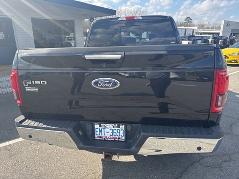 Used 2017 Ford F150 Lariat image 7