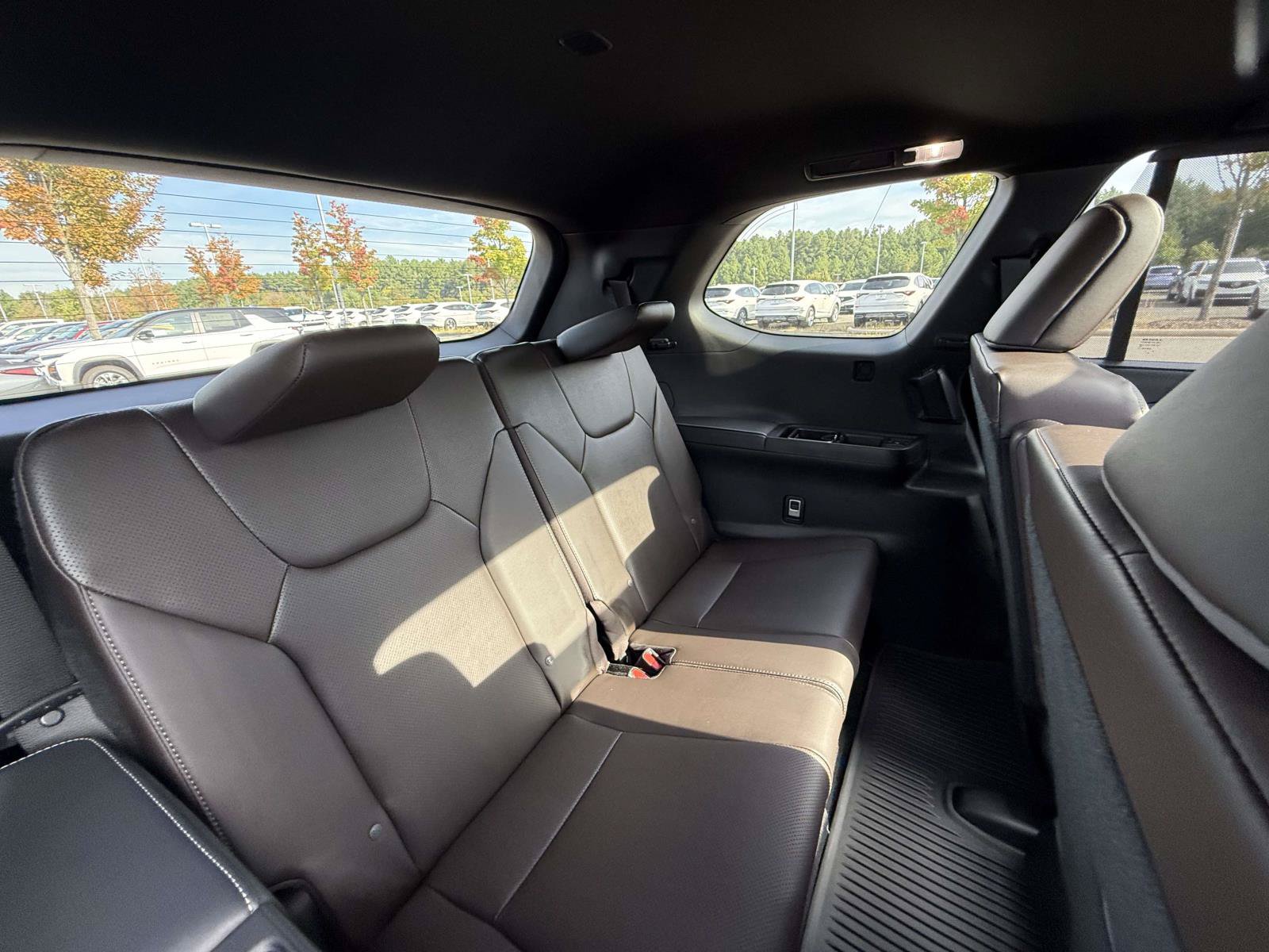 Used 2026 Lexus TX 350 AWD w/ Technology Package image 16