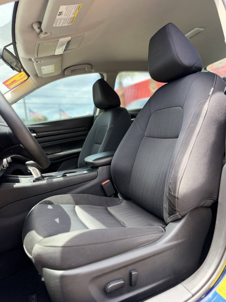 Used 2019 Nissan Altima 2.5 S FWD image 18