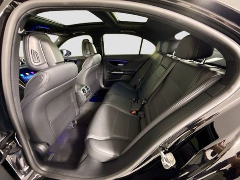 Certified 2025 Mercedes-Benz C 300 Sedan image 21